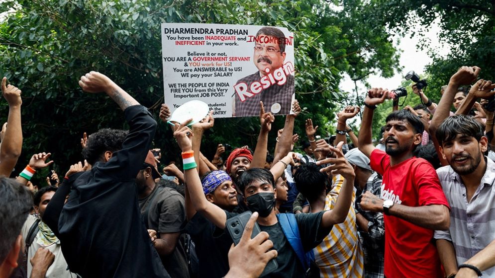 আন্দোলন প্রত্যাহারের ঘোষণা ককরোচ পার্টির