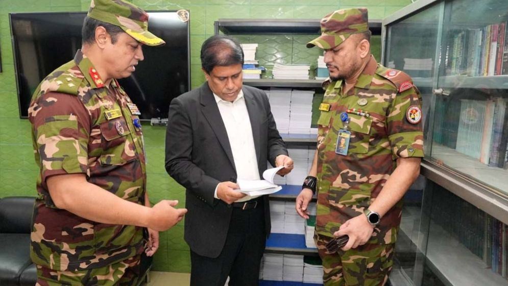 অবসরপ্রাপ্ত সেনা সদস্যদের জন্য ‘এক পদ, এক বেতন’ নীতি বাস্তবায়নের নির্দেশ