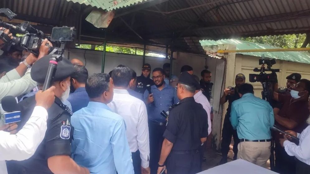র‍্যাবের গোপন ‌‘আয়নাঘর’ পরিদর্শন ট্রাইব্যুনালের বিচারকদের