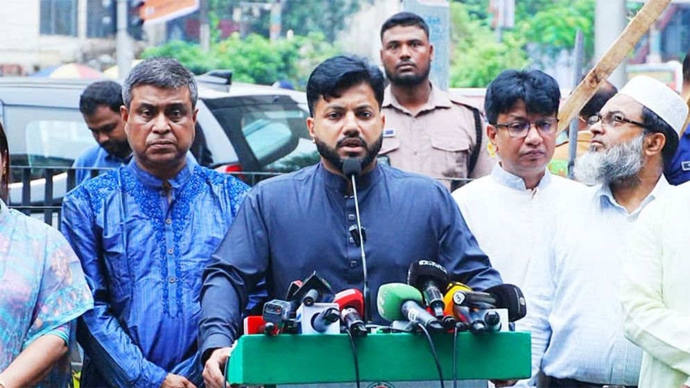 ক্যাম্পাসে অস্থিতিশীলতা দীর্ঘমেয়াদি ষড়যন্ত্রের অংশ হতে পারে: ইশরাক
