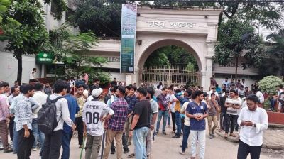 চার শিক্ষাপ্রতিষ্ঠানে ছাত্রদল-শিবির সংঘর্ষ, আহত দেড় শতাধিক