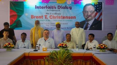 সম্প্রীতি রক্ষায় ধর্মীয় ও স্থানীয় নেতাদের দায়িত্বশীল ভূমিকা পালনের আহ্বান মার্কিন রাষ্ট্রদূতের