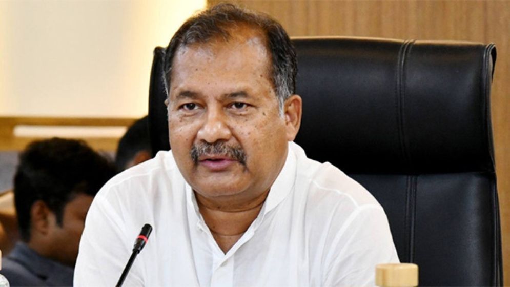 ধ্বংসস্তূপ পুনর্গঠন করে ‘প্ল্যান’ বাস্তবায়নে এগোচ্ছে সরকার: তথ্যমন্ত্রী