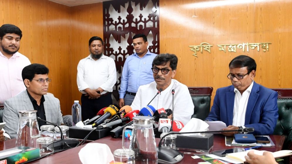১৮০ দিনের কর্মসূচির অগ্রগতি সন্তোষজনক, আমদানি নির্ভরতা কমবে: কৃষিমন্ত্রী