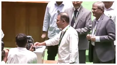 রাষ্ট্রপতি নির্বাচনে ভোট দিলেন প্রধানমন্ত্রী, স্পিকার ও বিরোধীদলীয় নেতা
