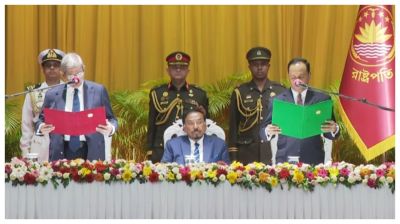 বাংলাদেশের ২৩তম রাষ্ট্রপতি হিসেবে শপথ নিলেন মির্জা ফখরুল