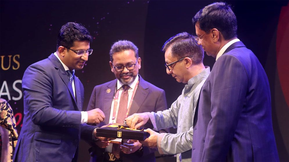 ২০৩১ সালের মধ্যে ৭ বিলিয়ন ডলার অলংকার রপ্তানির লক্ষ্য বাজুসের