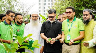 ক্লেমনের উদ্যোগে এক দিনে এক লাখ গাছ রোপণের কর্মসূচি