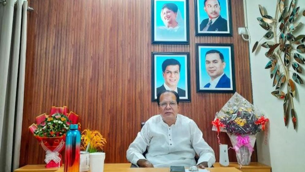 দেশে পর্যাপ্ত সার মজুদ আছে, কৃষকদের আতঙ্কিত না হওয়ার আহ্বান ত্রাণমন্ত্রীর