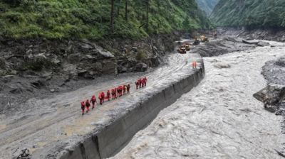 নেপালে প্রাকৃতিক দুর্যোগে প্রাণহানি বেড়ে ৭৩৪, নিখোঁজ ৩ হাজার