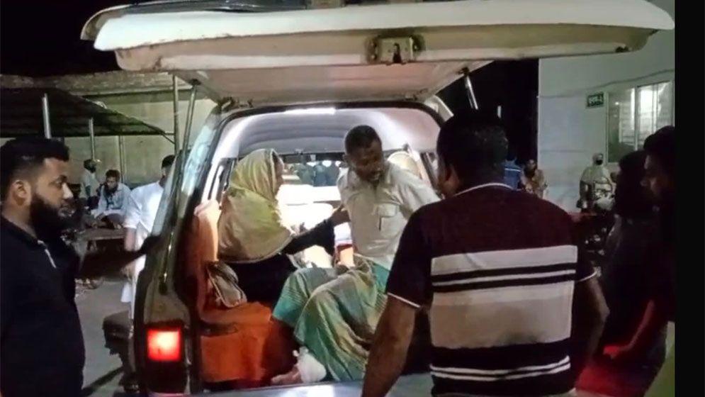 ফরিদপুরে বাজারের নিয়ন্ত্রণ নিয়ে সংঘর্ষ, আহত ৩০