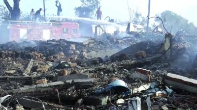 ভারতে বিস্ফোরণে ধসে পড়ল আতশবাজি কারখানা, শিশুসহ নিহত ১১