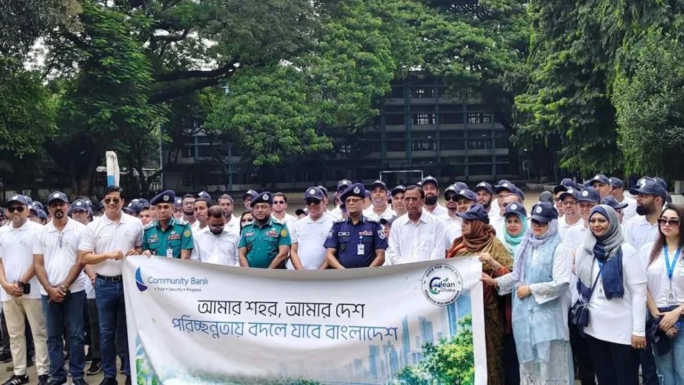 আইনের ফাঁকফোকরের কারণে অপরাধীদের বেশি দিন আটকে রাখা যায় না