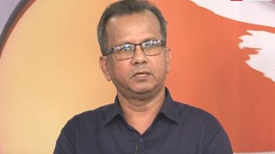 সরকারকে কঠোর ও সতর্ক হতে হবে