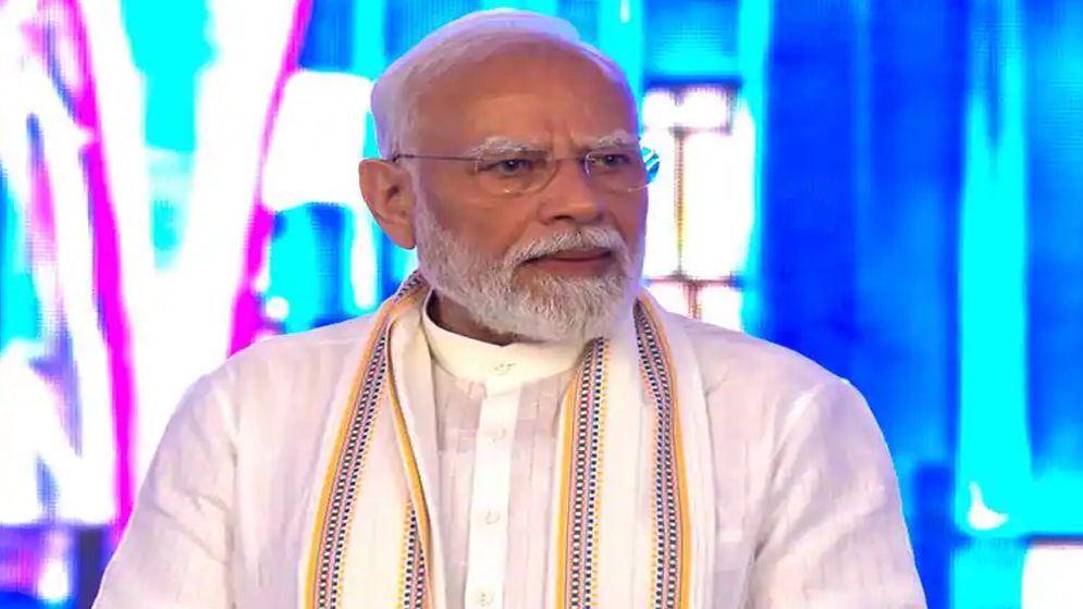 মোদির অনুষ্ঠানস্থলে সন্দেহজনক ২ বন্দুকধারী আটক