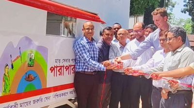 তাহিরপুরে প্রসূতি মায়েদের চিকিৎসায় অ্যাম্বুলেন্স পারাপার উদ্বোধন
