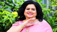 ‘আমার মা সুস্থ ও জীবিত’, রুনা লায়লাকে নিয়ে গুজবে ক্ষুব্ধ তানি