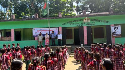 চরাঞ্চলের ৭০০ শিক্ষার্থীর হাতে নতুন স্কুল ড্রেস, ক্রীড়া সামগ্রী