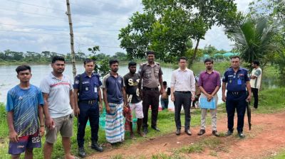 কসবায় অবৈধ ড্রেজিং, দুই ব্যক্তিকে ২ লাখ টাকা জরিমানা