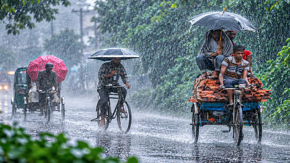 দেশের বিভিন্ন অঞ্চলে বজ্রসহ বৃষ্টির আভাস