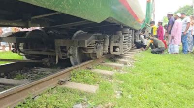 ঢাকা-ময়মনসিংহ রুটে ট্রেন চলাচল বন্ধ