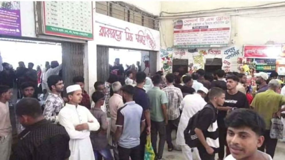 ব্রাহ্মণবাড়িয়ায় যুবদল নেতার বিরুদ্ধে রেলের ২ কর্মীকে মারধরের অভিযোগ