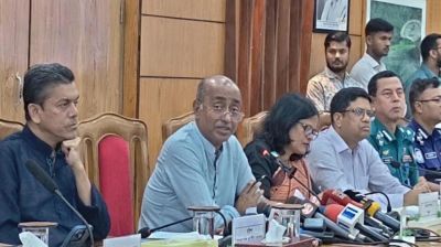 হাতে গোনা ক’জন গডফাদারের দায় সরকার নেবে না: আইনমন্ত্রী