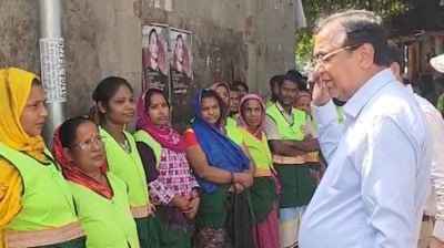 প্রটোকল ছাড়াই ডিএসসিসি কার্যালয়ে প্রশাসকের ঝটিকা পরিদর্শন