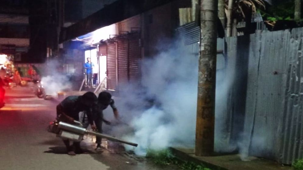এডিস মশার বংশবিস্তার রোধে নীলফামারীতে মাসব্যাপী কর্মসূচি