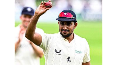 হাসানের পর কেন্টে ফাইফার পেলেন খালেদ
