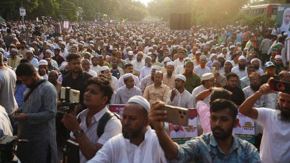 বিরোধীদলের লংমার্চ কর্মসূচি কেন গণতন্ত্রকে বিপন্ন করতে পারে?