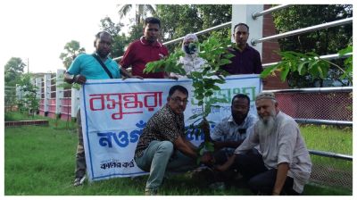 নওগাঁর ধামকুড়ি বধ্যভূমিতে শুভসংঘের বৃক্ষরোপণ