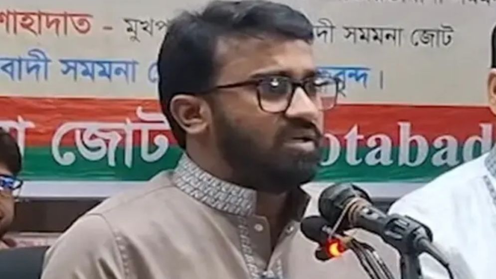 পাটওয়ারীকে রিমান্ডে নিলে বাসে আগুন ও ককটেল হামলায় জড়িতদের তথ্য পাওয়া যাবে