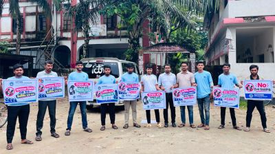 লক্ষ্মীপুরে ইভটিজিং প্রতিরোধে এনডিওর মানববন্ধন