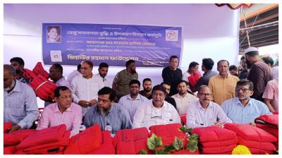 জুরাইনে ডেঙ্গু প্রতিরোধে সচেতনতা কর্মসূচি, ৪০০ জনকে মশারি বিতরণ