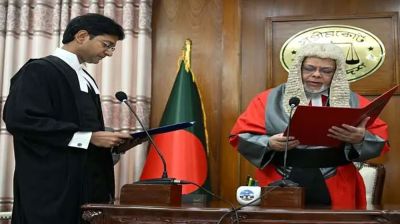 হাইকোর্টের স্থায়ী বিচারপতি হিসেবে শপথ নিলেন দেবাশীষ রায়