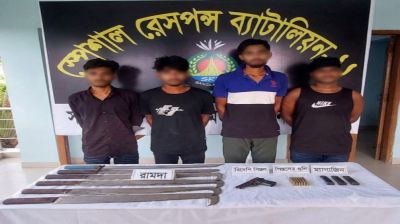 রূপগঞ্জে কিশোর গ্যাং লিডারসহ গ্রেপ্তার ৪, বিদেশি পিস্তল-রামদা উদ্ধার