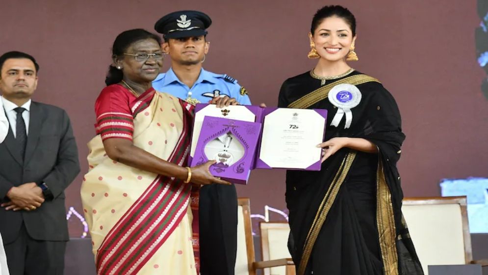 জেনে নিন ভারতীয় জাতীয় পুরস্কারের ঝুলিতে কী থাকে