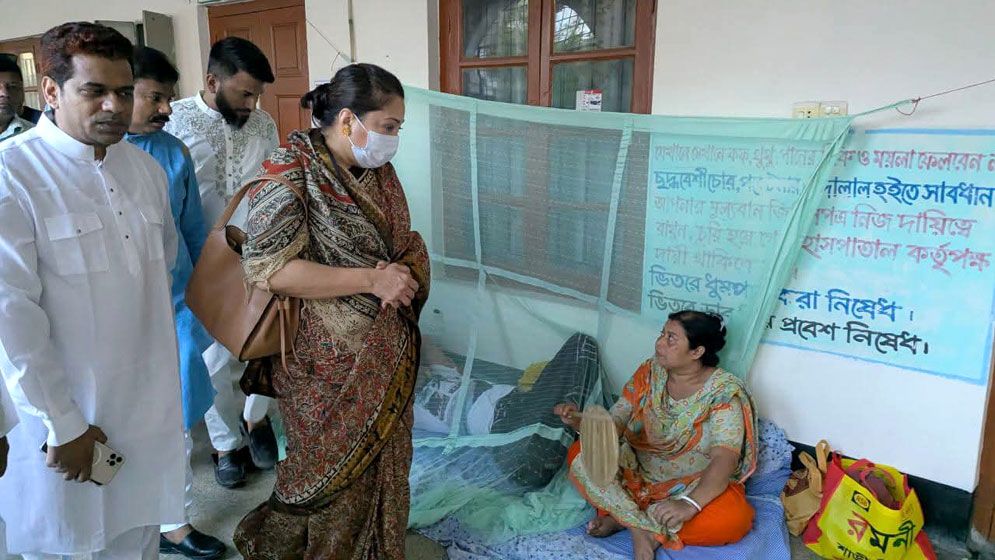 ফরিদপুরের দুই হাসপাতাল পরিদর্শনে এমপি নায়াব ইউসুফ