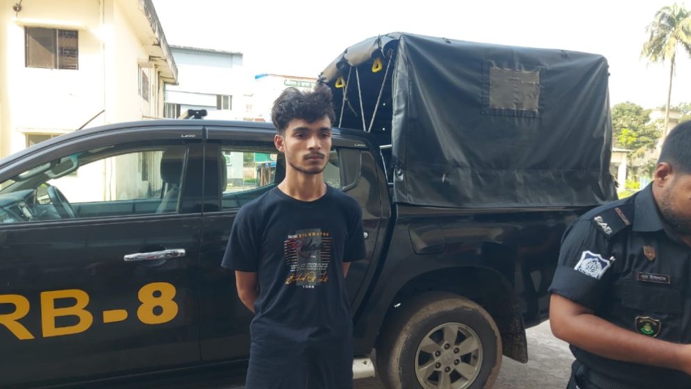 স্কুল থেকে ফেরার পথে ছাত্রীকে মারধর, প্রধান অভিযুক্ত ফয়সাল গ্রেপ্তার