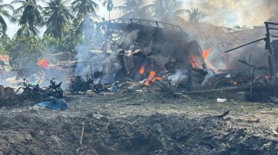 মিয়ানমারে সেনাবাহিনীর বিমান হামলায় ৩৩ জন নিহত