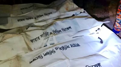 বরিশালে বাস-মোটরসাইকেল সংঘর্ষে নিহত ৩ তরুণ