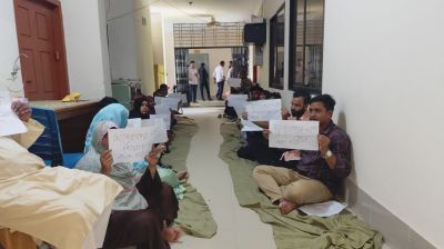 জামালপুরে সুপারিশপ্রাপ্ত হয়েও নিয়োগপত্র না পাওয়া ৫১ প্রার্থীর অনশন