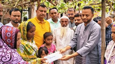 দোহারে মা-বাবা হারানো পাঁচ মেয়ের পরিবারের পাশে প্রধানমন্ত্রী
