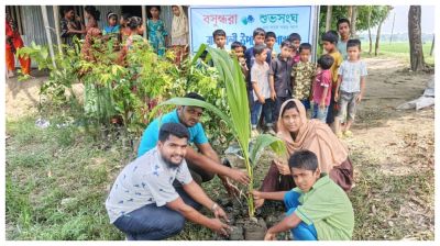 বসুন্ধরা শুভসংঘের উদ্যোগে রাঙ্গাবলীতে বৃক্ষরোপণ কর্মসূচি