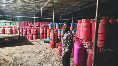 গোপালগঞ্জে গ্যাস সিলিন্ডার ডিলারকে ২ লাখ টাকা জরিমানা