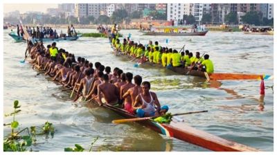 রূপগঞ্জে বৈঠার ছন্দে ফিরল ১৫ বছরের হারানো উৎসব