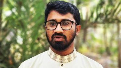 আখতারুজ্জামানের বিরুদ্ধে গণহত্যার মামলা হওয়া উচিত: রাশেদ খান