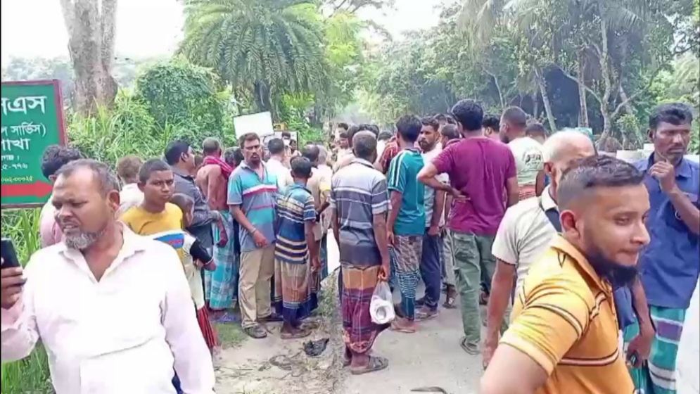 কাশিয়ানীতে মহাসড়ক পার হতে গিয়ে বাসচাপায় স্বামী-স্ত্রী নিহত