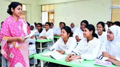 প্রশিক্ষণ ছাড়াই পাঠদান আড়াই লাখ শিক্ষকের